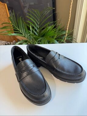 Sperry Black Leather Penny Loafers for Women